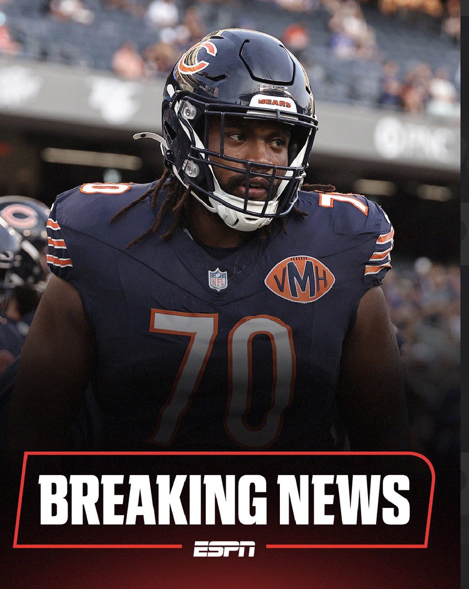 JFowlerESPN's tweet image. Left tackle Braxton Jones back to the Bears on a one-year deal worth up to $10M, per source. 

Chicago has its starting option at left tackle. @Murphy_McGuire from @OctagonFootball on the deal.