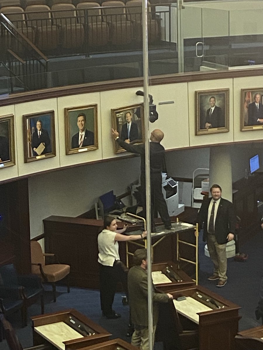 Gary Fineout tweet media