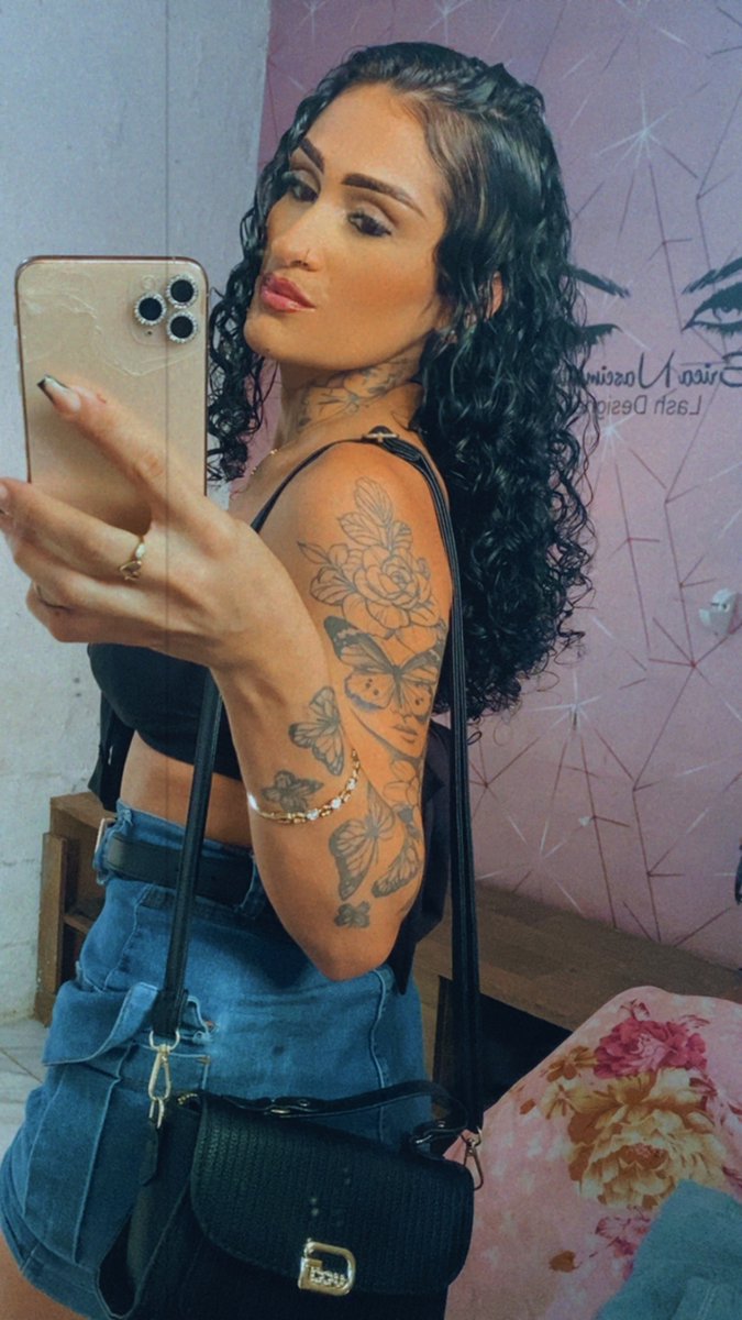 Erica23ofc's tweet photo. B de Beleza🥵🤤 https://t.co/SJk5Mp8WDE