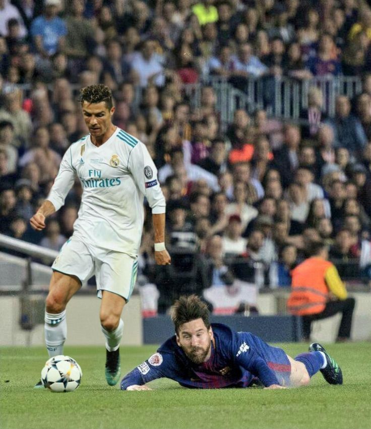 Oli220Negrin's tweet photo. Así es, aunque muchos crean que Messi es superior a Cristiano, Cristiano es el único jugador el cual tiene disfunción eréctil y tiene que tener hijos por incabora, cosa que Messi nunca podrá hacer 🥶❄️.
Penaldo el verdadero cuca de oro https://t.co/Yr9qEPEKEO