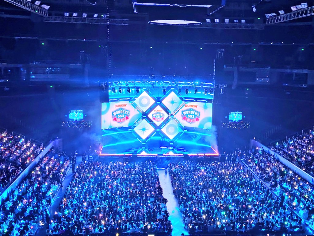 redyahrarelav's tweet photo. A beautiful view of a MOA Wave scenery. #TOMORROW_X_TOGETHER #TXT #DunkinPH_TXT #DunkinPH_WondersAt553 https://t.co/2Viz6BBitL