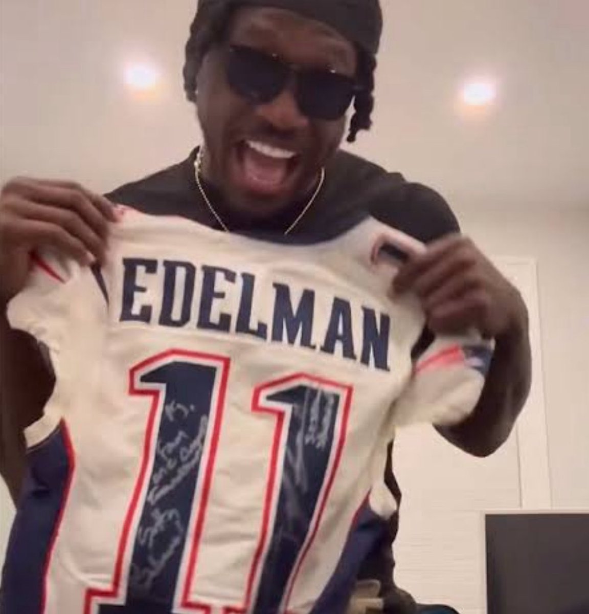 𝓟𝓻𝓲𝓶𝓮 tweet media