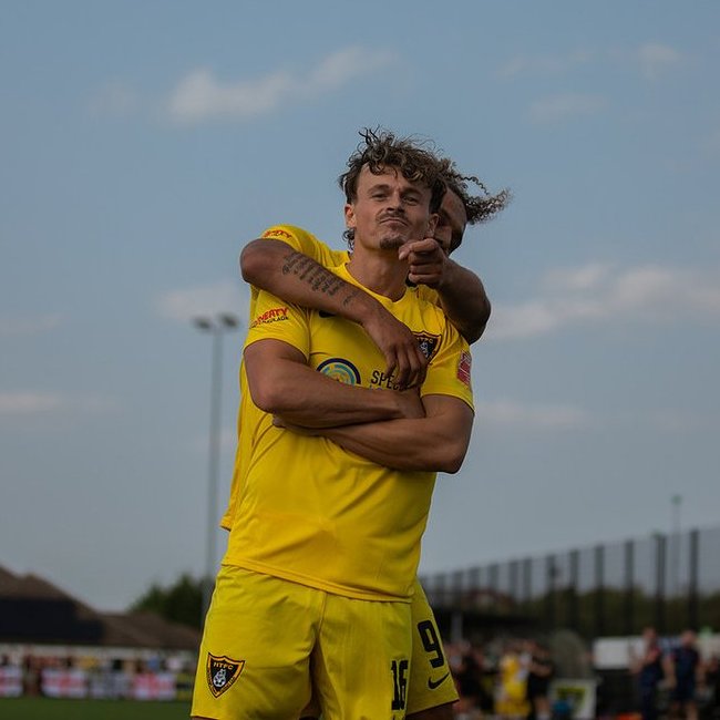 Harborough Town FC 🐝 tweet media