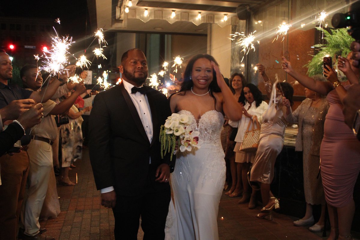 RareMcNeal's tweet photo. Just married 💕. https://t.co/TMlsWxQK3k
