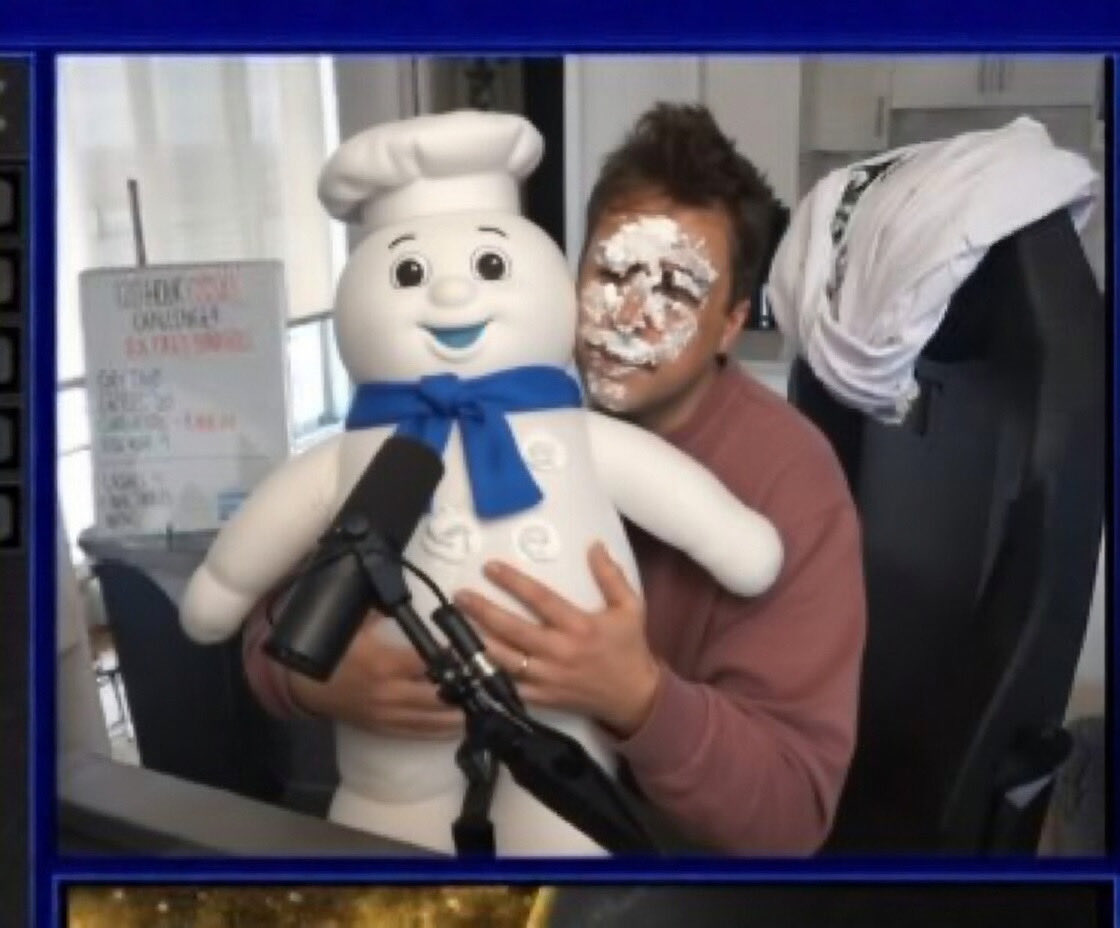 VegasVincent's tweet photo. @ACR_POKER @Jon_Pardy Jon just got done tossing the salad of the Pillsbury Doughboy.  He belongs on a list!  

ACR:  Vincent73 https://t.co/VvL39NoxbW