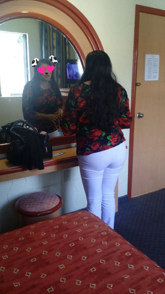 Sirenita y Tiburon 😋😋 tweet media