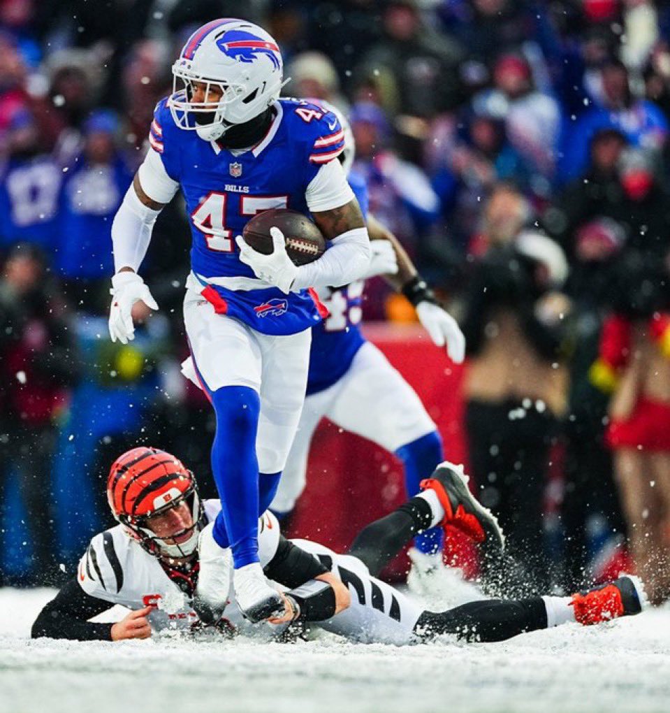 SleeperBills tweet media