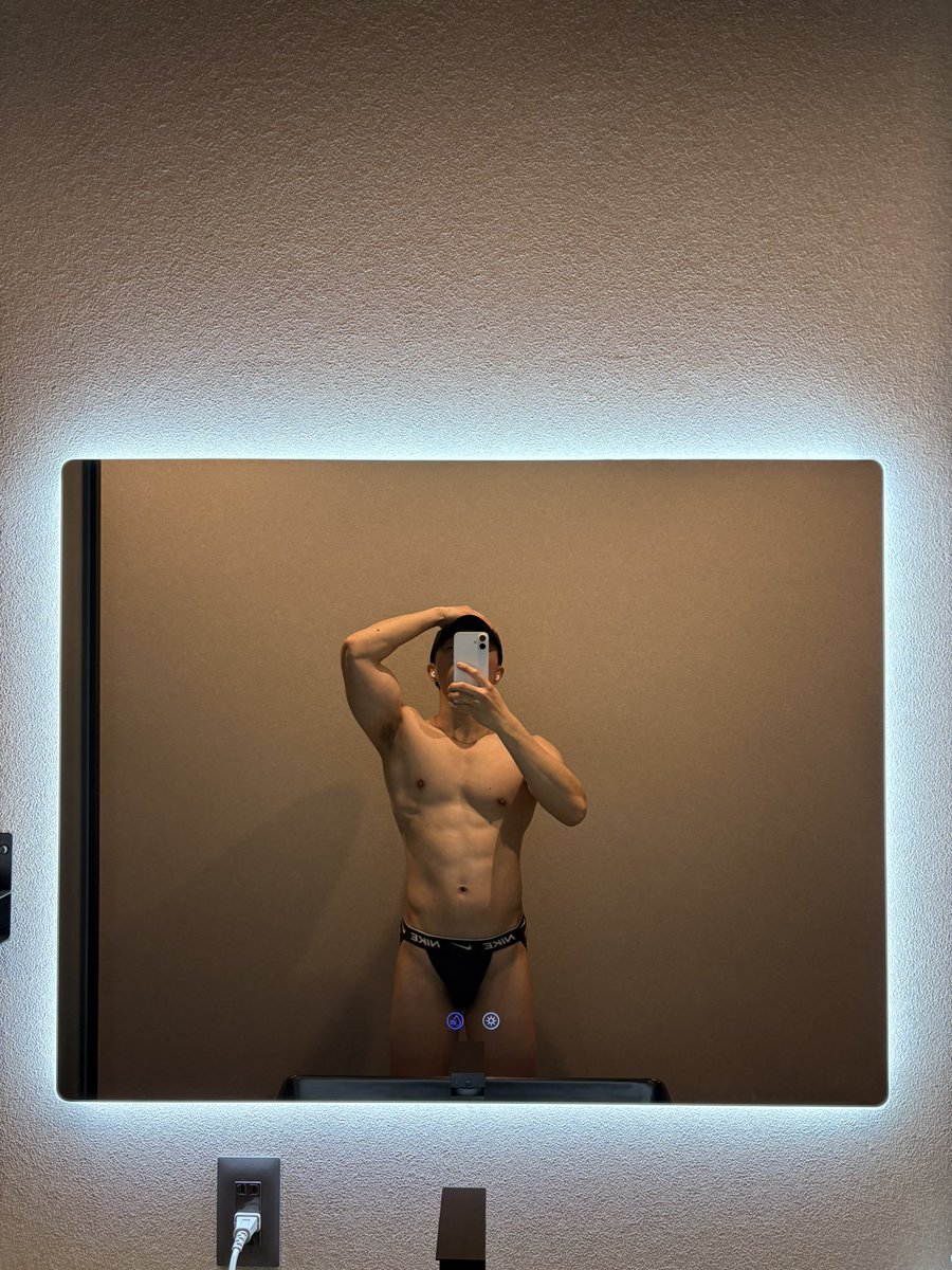 goodgayer's tweet photo. Fancy🙃 https://t.co/iiu0tkZzvy