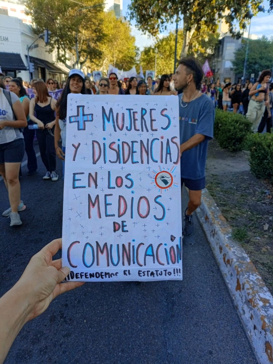 Sindicato de Prensa Bonaerense tweet media