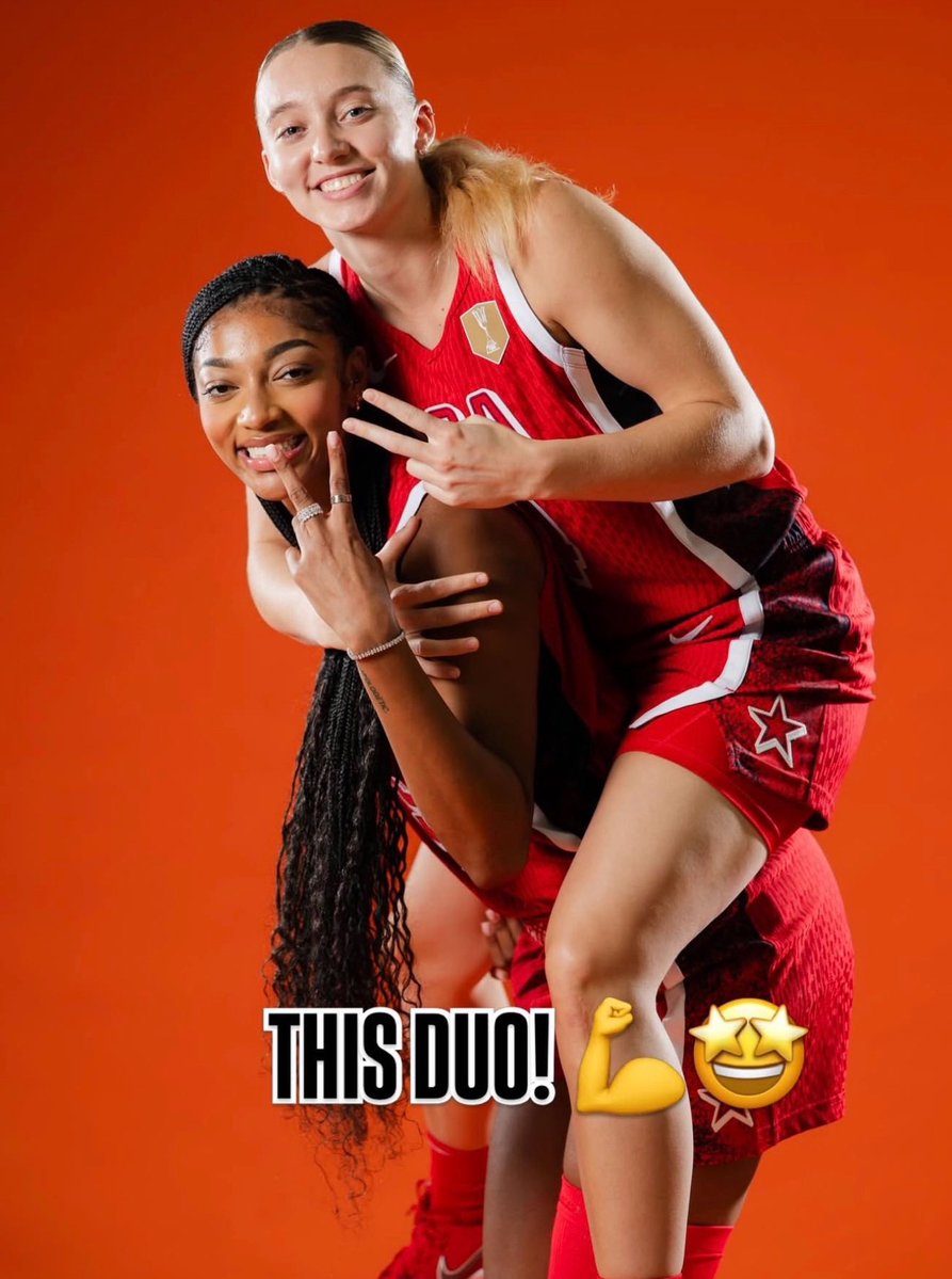 Angel Reese + Paige Bueckers! 🥹📸🪄