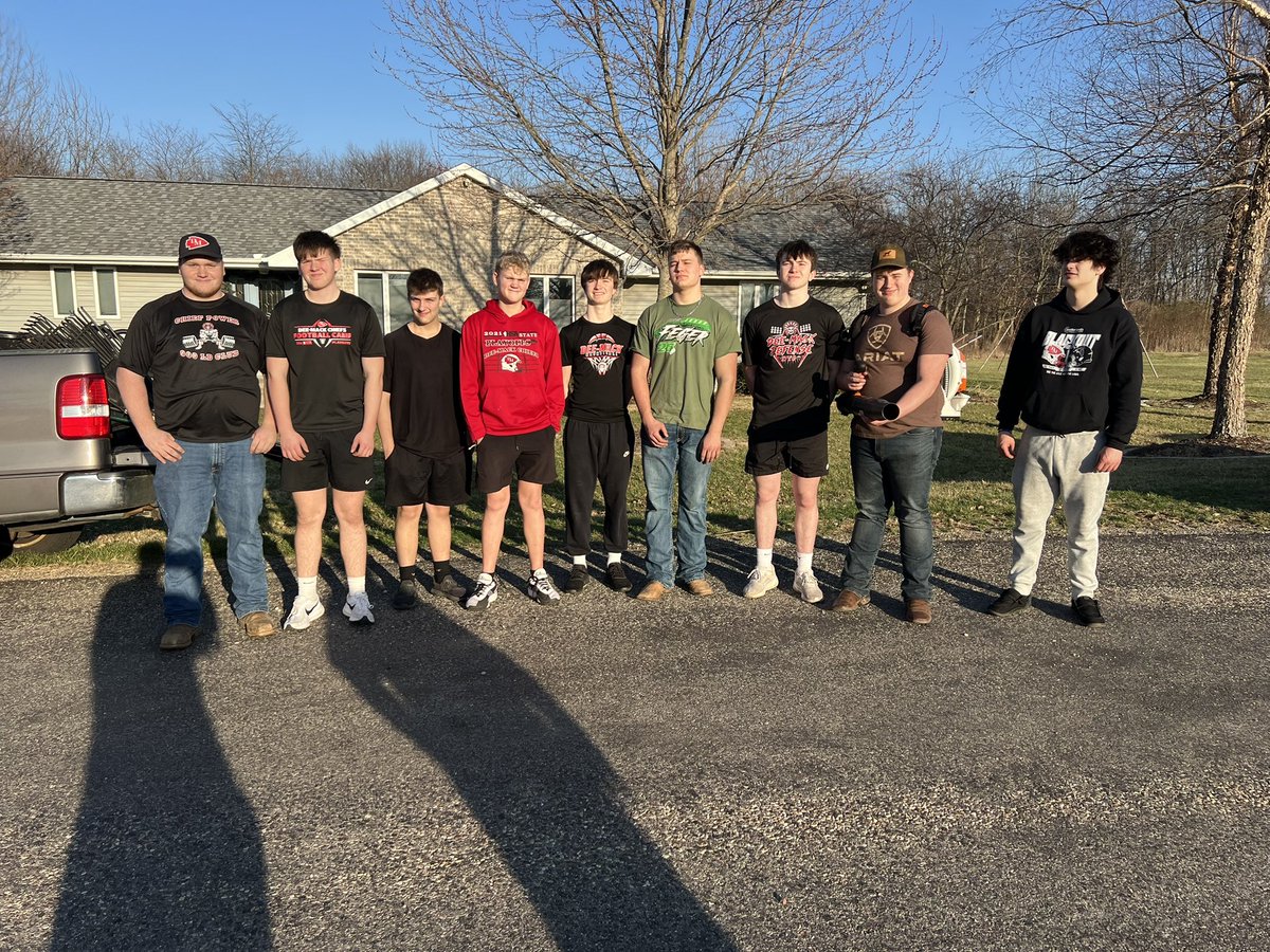 Dee-Mack Football tweet media