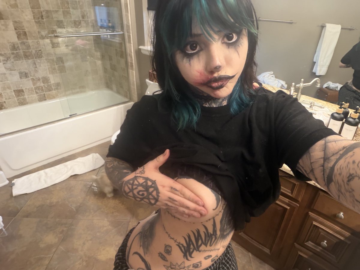 ⛧ celeste ⛧ $5 sub sale tweet media