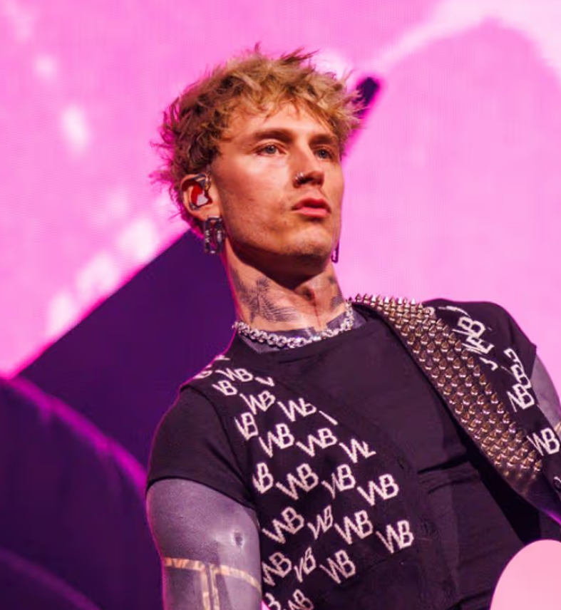 mgkmagic tweet media