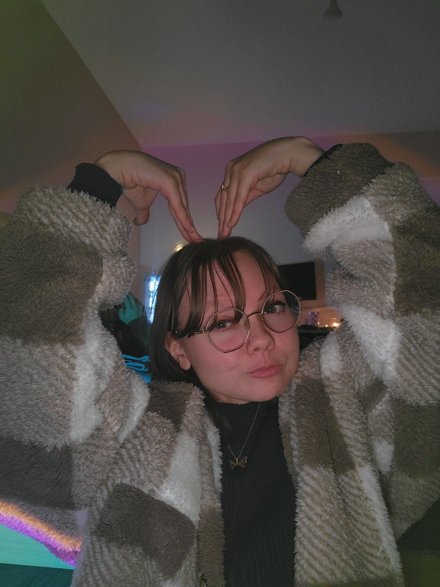 Repose en paix maintenant, merci de m'avoir laisser des souvenirs merveilleux, d'autre moins bon, merci pour tout ce que tu m'as apporté, on se sera battue pour notre futur jusqu'à ton dernier souffle.
Je t'aime. ♥