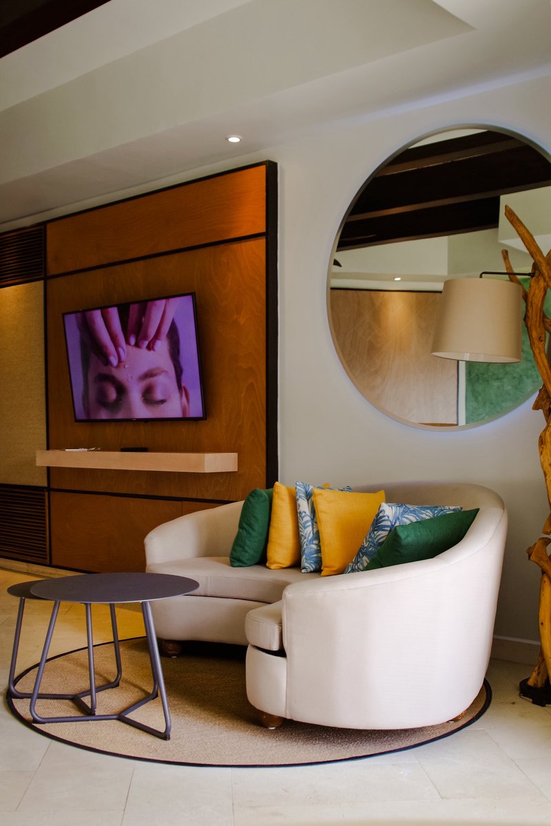 あめくろ tweet media