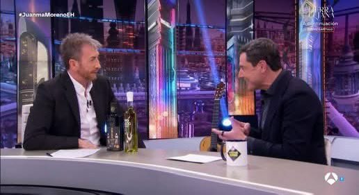🗣️He visto a <a href="/JuanMa_Moreno/">Juanma Moreno</a> 
en <a href="/El_Hormiguero/">El Hormiguero</a> y vuelve a demostrar la cercanía y humanidad que le caracterizan. Cuando alguien cree en su tierra, en su gente, se nota. La grandeza no se mide solo en logros, sino en la capacidad de abrazar con palabras el alma de quienes escuchan