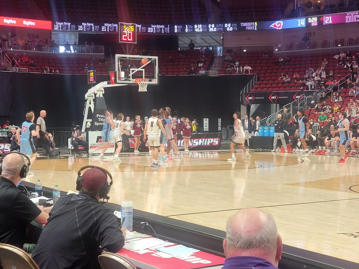 DBQ Senior Activities and Athletics tweet media