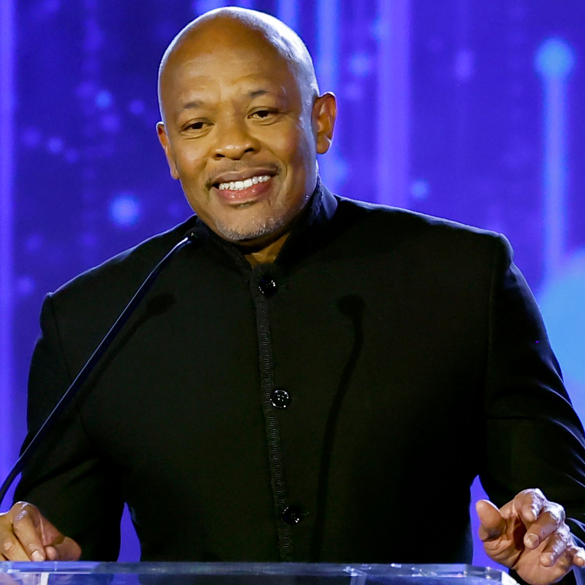 Complex Music tweet media