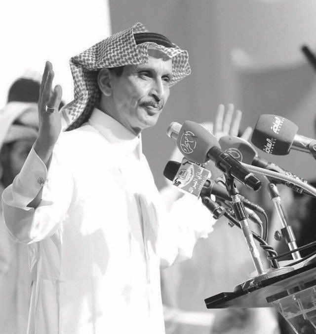 يالله الغفران بالعشر التوالي
يا عظيمٍ نرتجي عفوه و خيره

ظلنا في يوم نحتاج الظلالي
يوم ظلّك مالنا مزبان غيره

- مساعد الرشيدي رحمه الله