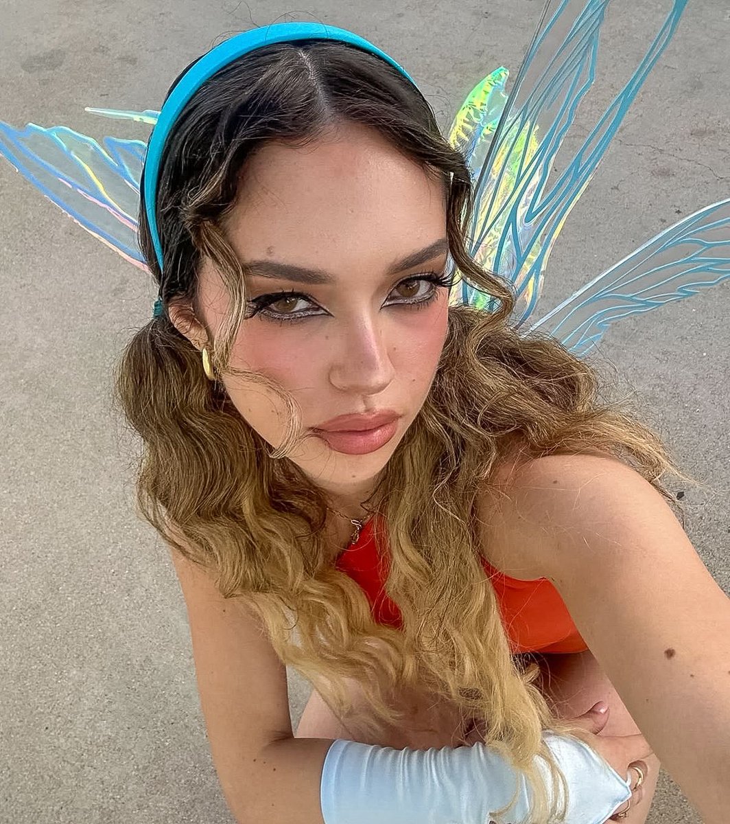 daniela loops tweet media