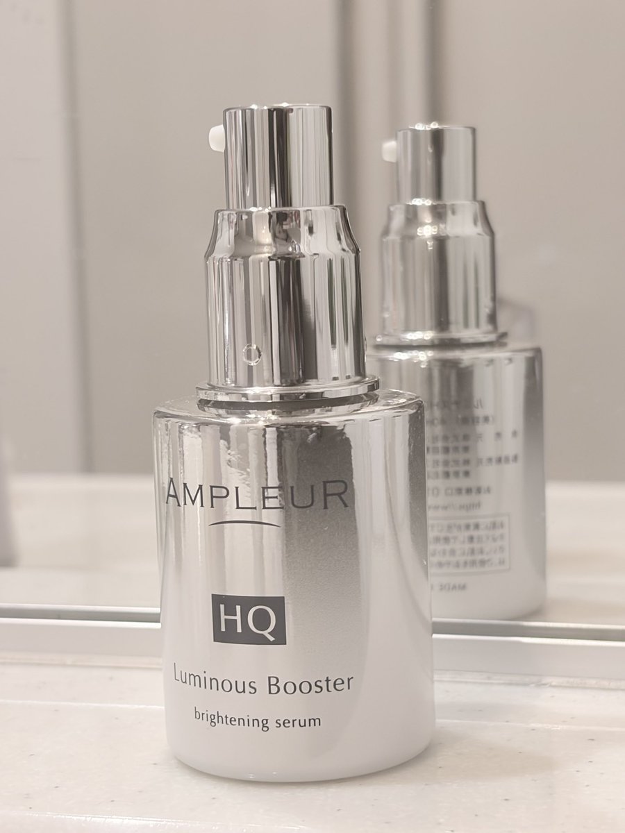最近使い始めた導入美容液✨
アンプルール ルミナスHQブースター💎

洗顔後すぐに使うタイプで 水っぽいテクスチャーなのに 肌にすっとなじむ感じが◎

透明感欲しいから大活躍しそう🌿 
#アンプルール #ルミナスHQブースター #導入美容液 #透明感スキンケア #スキンケア好き