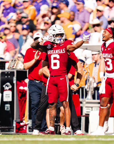 MvpKason's tweet photo. Blessed to receive an 🅾️ffer from Arkansas 🐗 @Coach_Smith10 
#AGTG 

@ahscoltfootball @CoachJ_O @pnelly73 @MikeRoach247 @samspiegs @DemetricDWarren @adamgorney @CoachC_Osunde https://t.co/bcDYnOYpqq