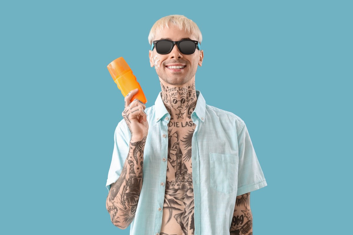 NewsMedical's tweet image. 🧑‍🎤 More ink, more insight: New research finds the more tattooed your skin, the higher the links with certain personality traits.

news-medical.net/news/20260309/… #Tattoos #Psychology #SelfExpression @SciReports