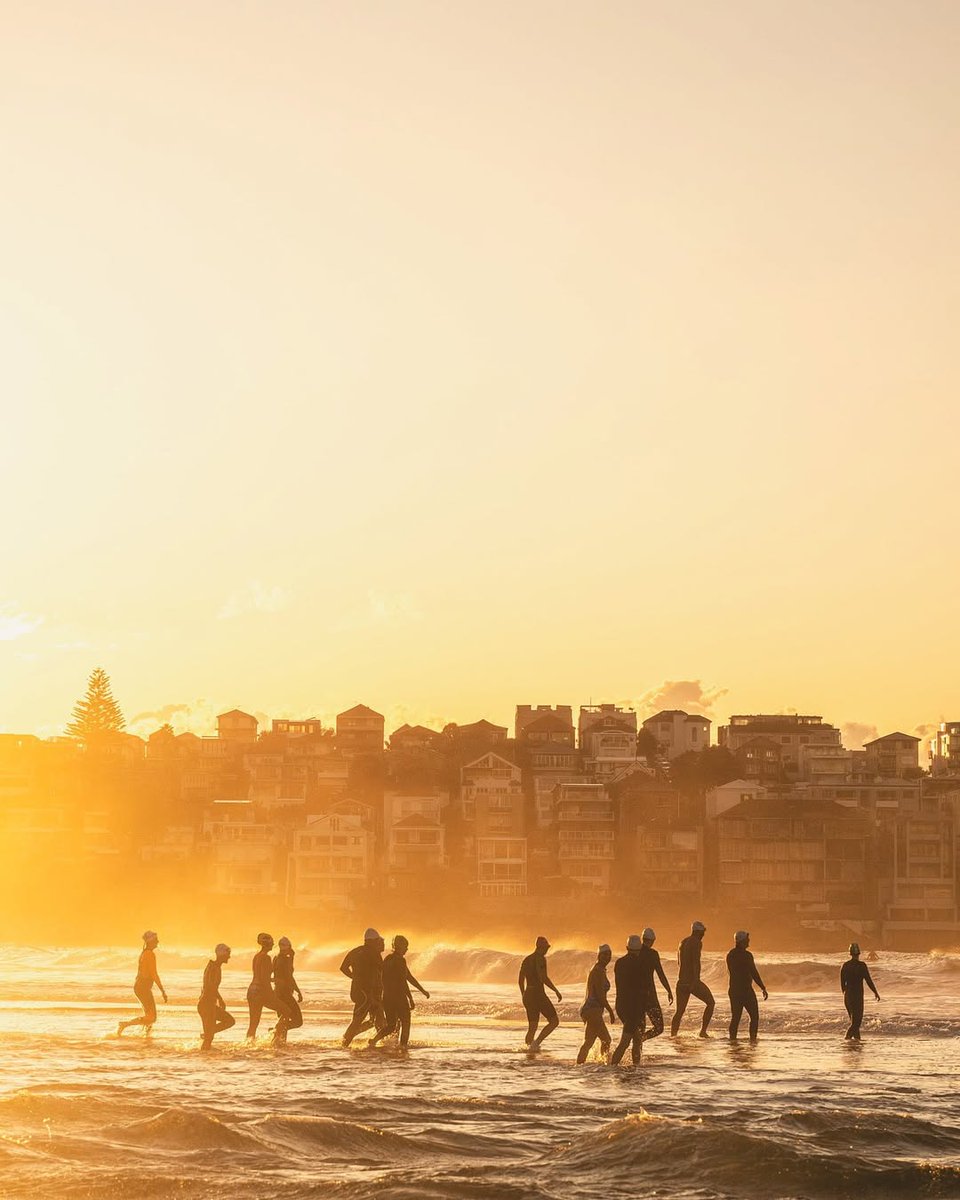 PanasonicAU's tweet photo. There's something magic about golden hour and salt water 🌊⁠
⁠
Iconic scenes captured by @eddyjprice 

Explore the LUMIX range: https://t.co/x3QGosoMTg https://t.co/pljY8EkuRF