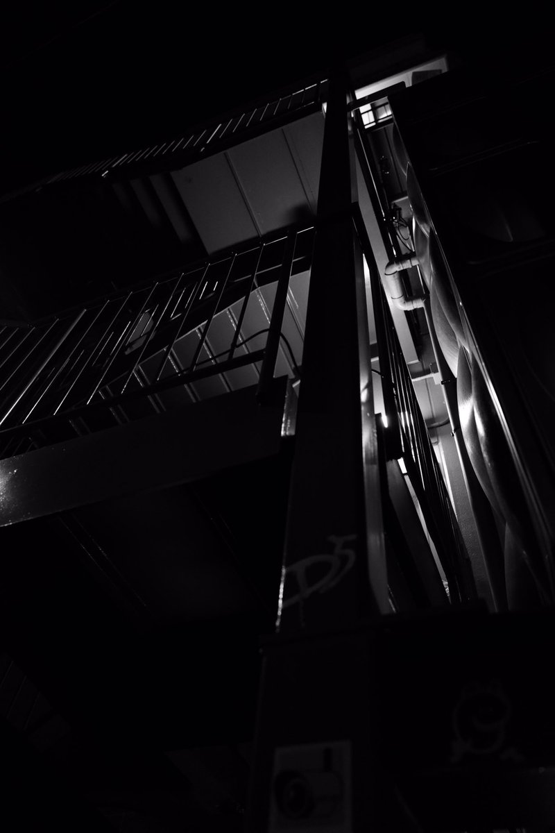 leica_lefty's tweet photo. night walk🚶📷
浜松駅周辺

#photography #blackandwhite #blackandwhitephotography  #snap #photowalks https://t.co/3HdfHPQ8ef