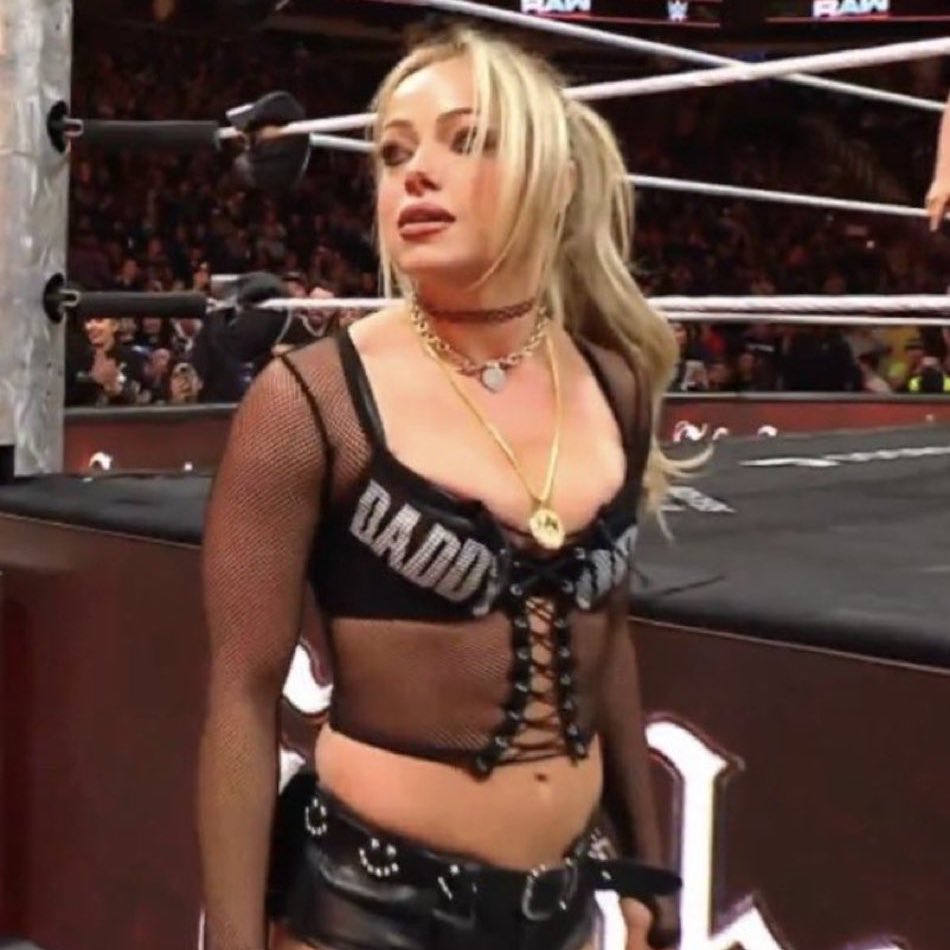 liv morgan with a high pony tail i am very fond of u