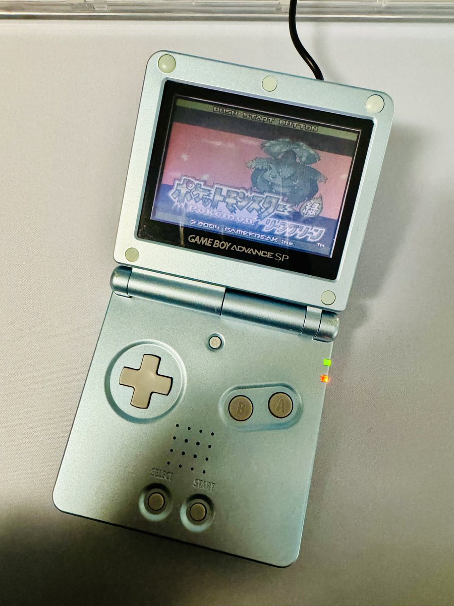 あえてコレでプレイする楽しさ！ でも画面暗いｗｗｗ