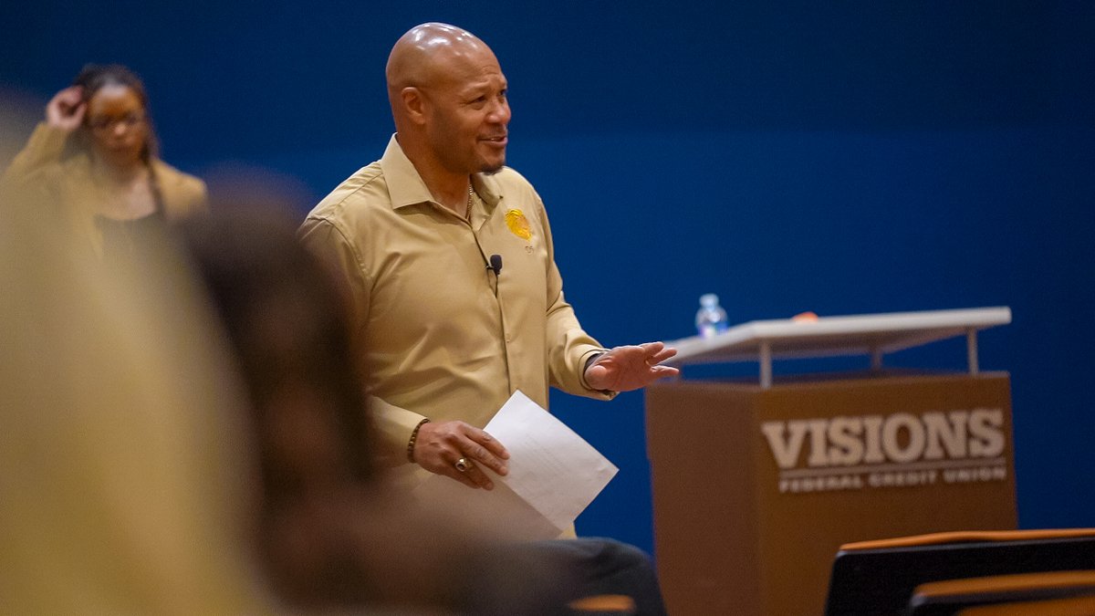 Rugglion Media tweet media