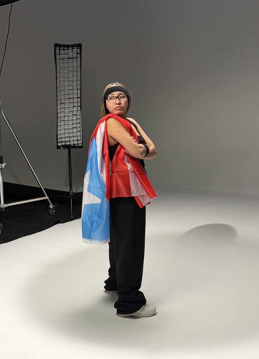 que orgullo me generaas, me llena tanto el corazón verte lograr tanto🥹 A ROMPER CON TODAAAA HIJA DE PUTAAAAA TE AMOOOOOOO😭💕🩷💗💓