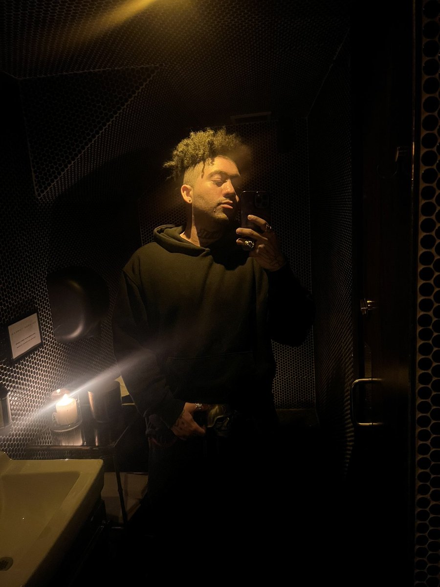 dieatnightt's tweet photo. 👹🏋🏽‍♂️#gym https://t.co/EoCnSLlq1M