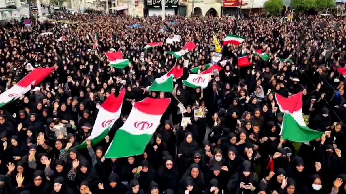 Iran vs Israel War Day 10: Major Strikes, Rising Tensions &amp; Global Impac... youtu.be/R67dOpDVnjc?si… via <a href="/YouTube/">YouTube</a> 

#IranIsraelWar #MiddleEast #BreakingNews #WorldNews #Geopolitics #Iran #Israel #USNews
#WarUpdate #GlobalNews #MiddleEastCrisis
 #Politics #TrendingNow