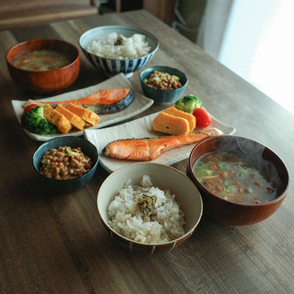 tdnoo13's tweet photo. 今朝は鮭定食でした
母の作ったフキ味噌がおいしくてご飯が進む https://t.co/RkDDTz4VxL