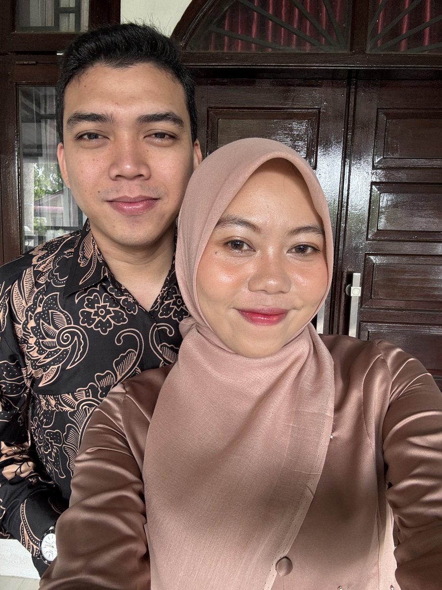 navyaddict26's tweet photo. Edisi kondangan dikeluarga suamiii ❤️ https://t.co/90kUpKU3vg