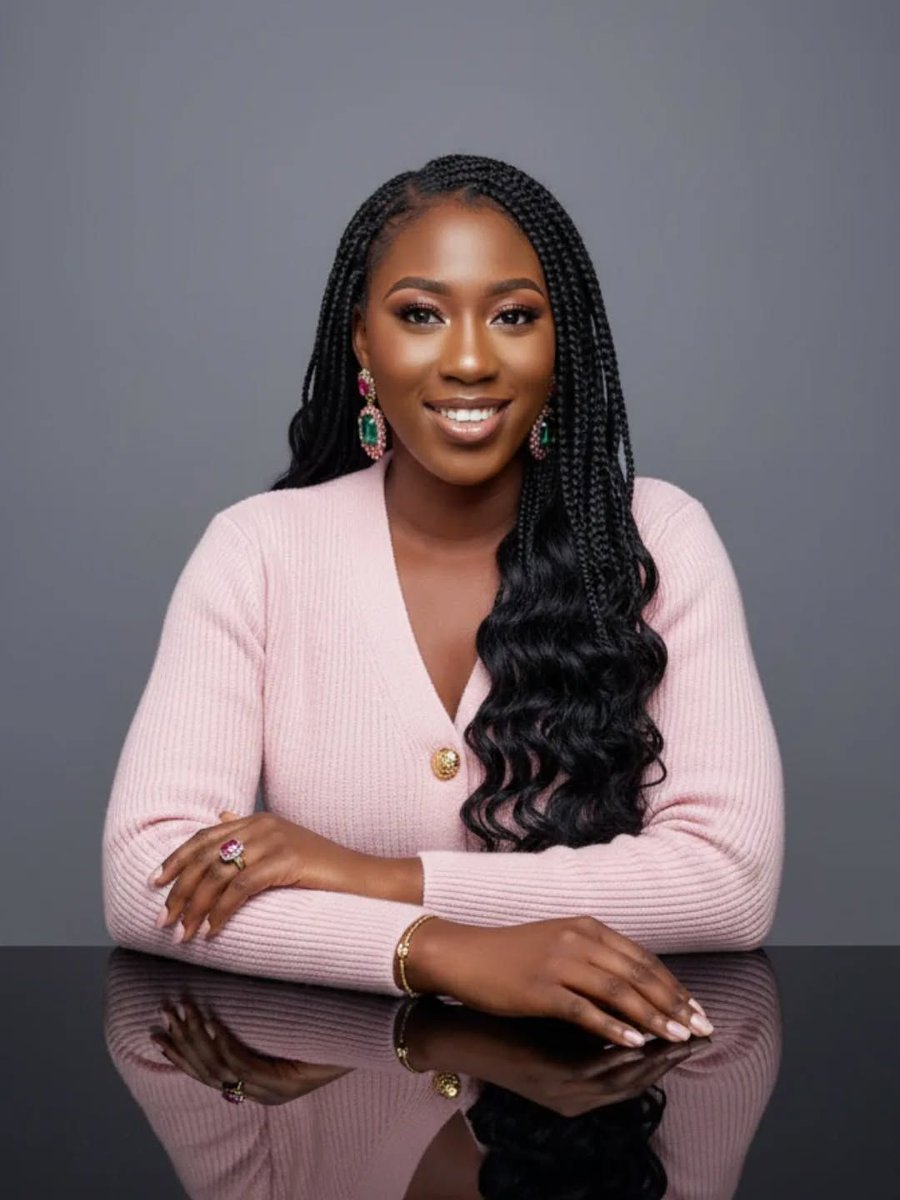 aovmz's tweet image. “When you get into a tight place and everything goes against you… never give up then, for that is just the place and time that the tide will turn.” ― Harriet Beecher Stowe. #stayingconsistent #stayingtillmychangecomes #finishingstrong