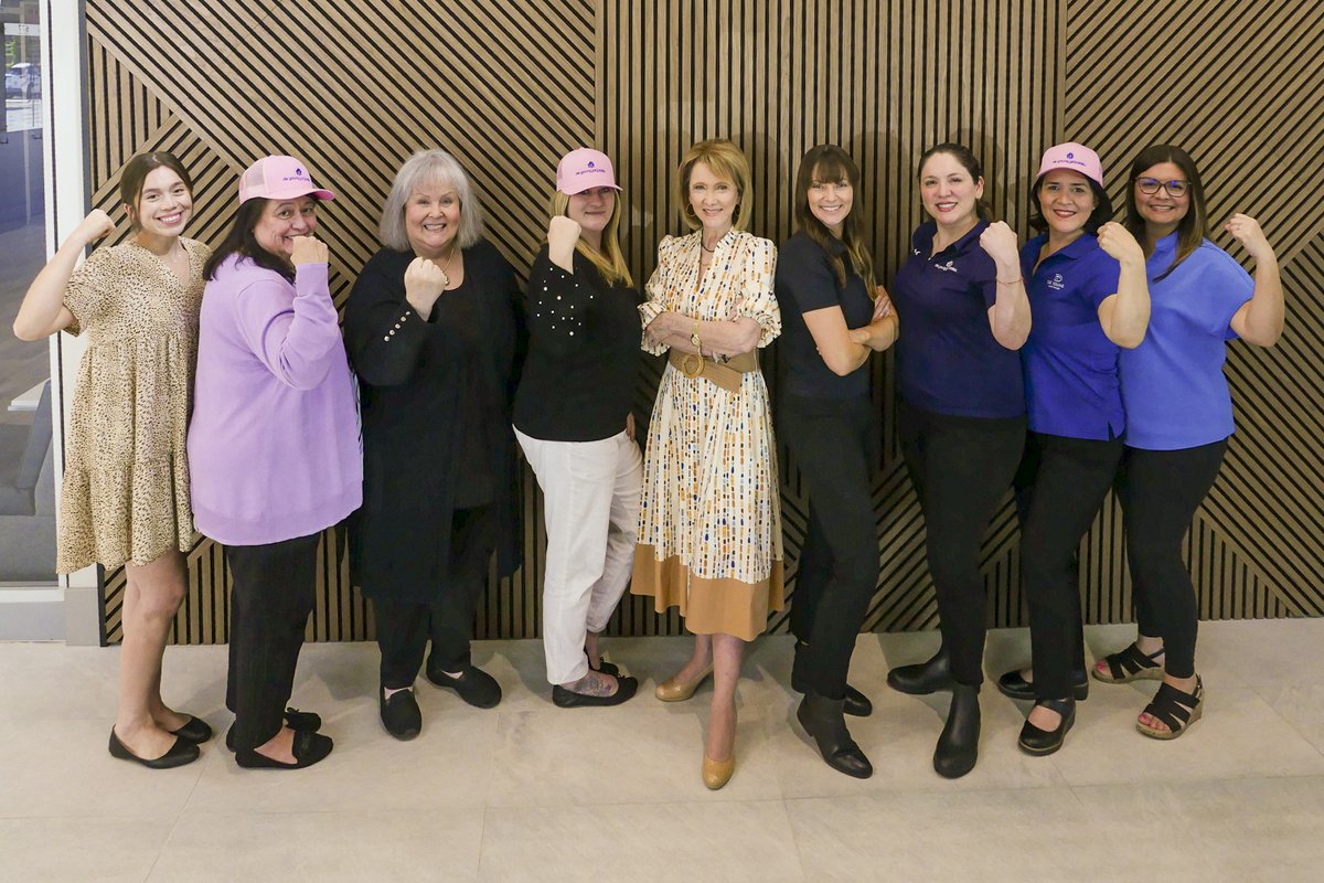 DYProperties's tweet photo. Strong foundations start with strong women. 💪
This #WomenInConstructionWeek and #InternationalWomensDay we’re celebrating the incredible women helping build our communities every day.
Tag a woman in construction who inspires you.
#Homebuilding #WICWeek https://t.co/6uQZ0p5VZb