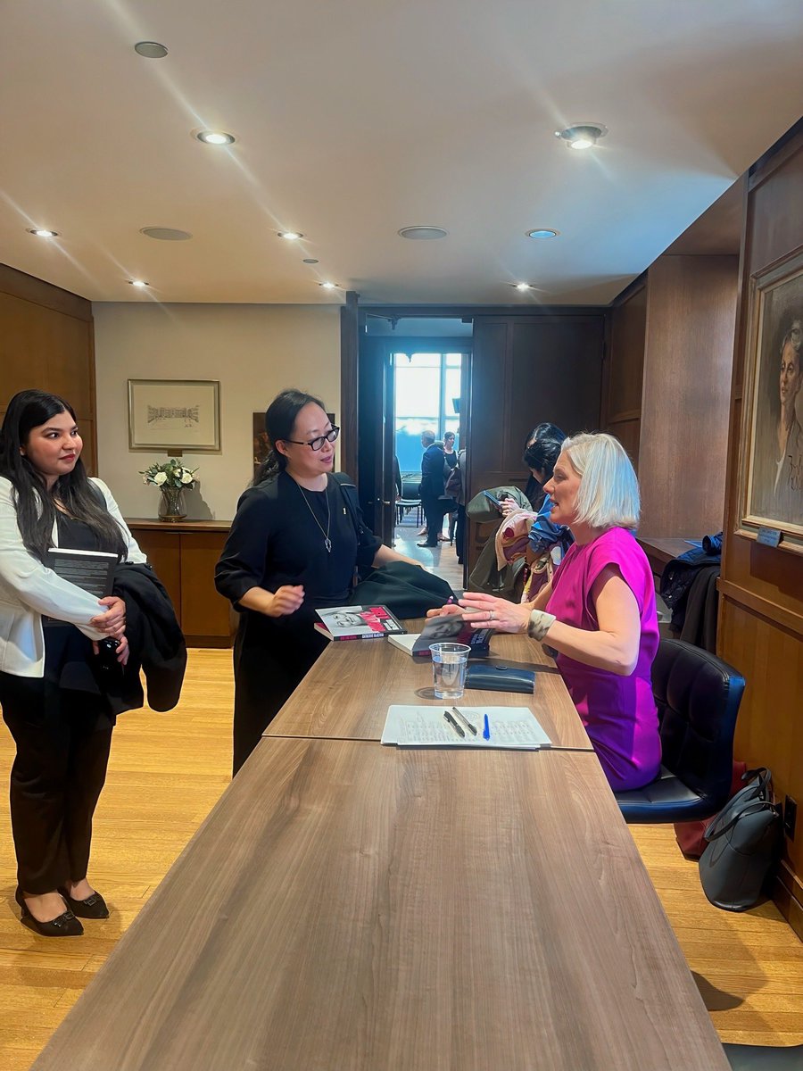 Catherine McKenna tweet media