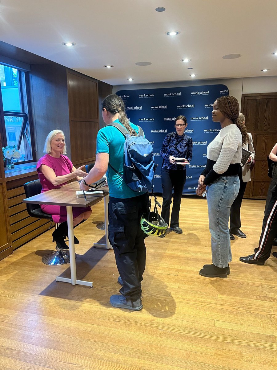 Catherine McKenna tweet media