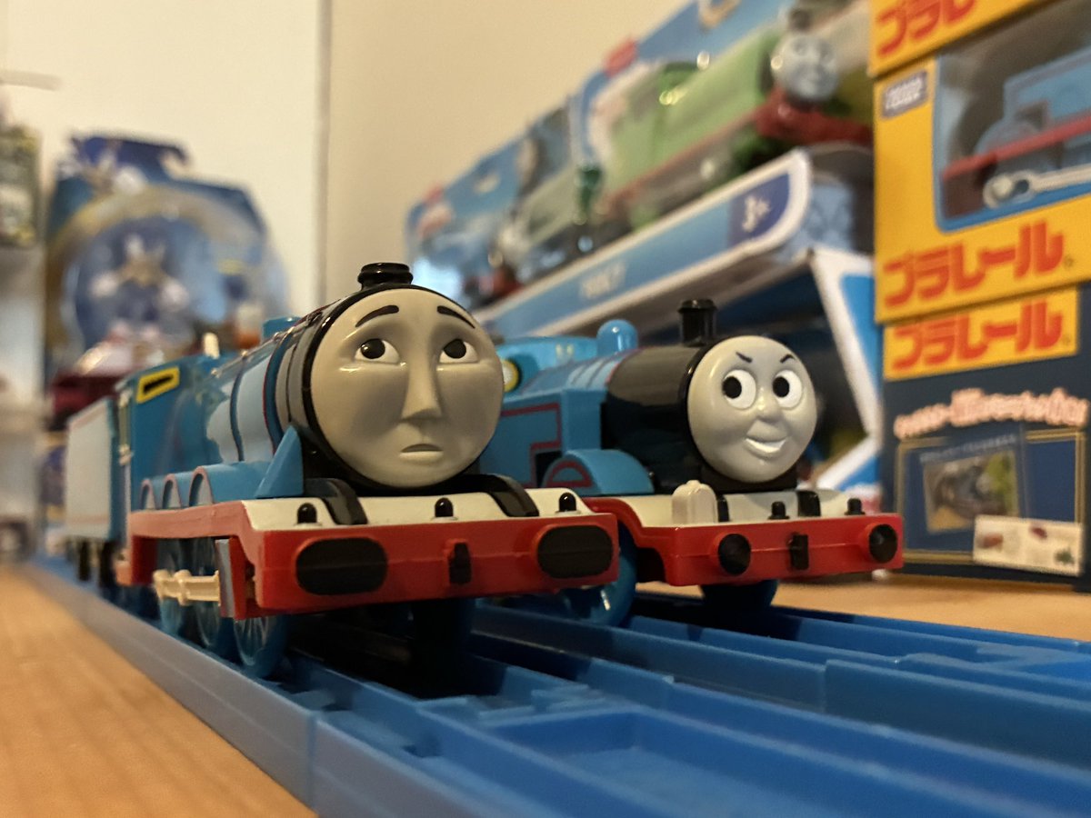 Adam🚂 tweet media