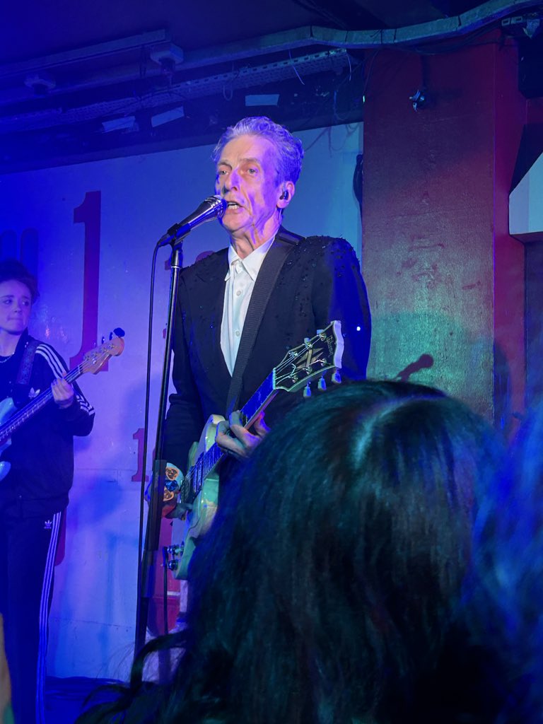 Gallifreyforever97 tweet media