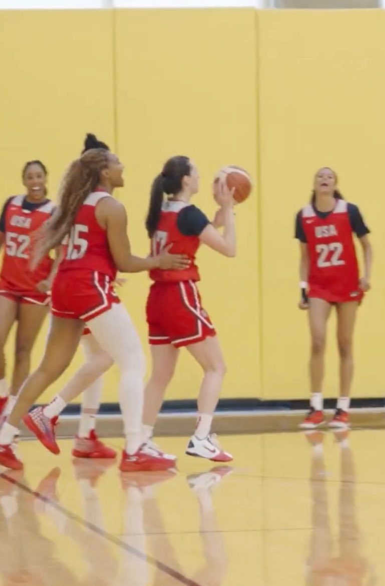 caitscroptop's tweet photo. Caitlin named Kiki Iriafen as the most underrated player on Team USA's roster! https://t.co/Zpd5e40WK7