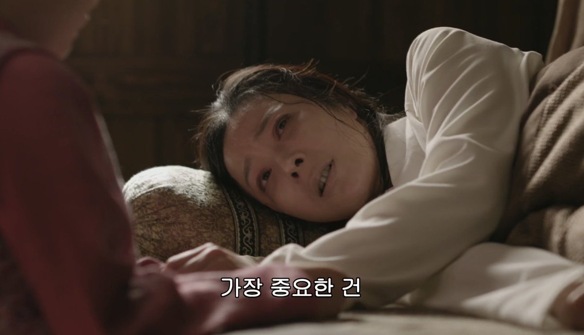 Leutsch__'s tweet photo. 위서의는 임종 때 명란에게 (몸을 사리고) 살아있으라고 했지만 명란이는 어머니를 사랑하면서도 어머니를 해친 자를 그냥 눈 뜨고 지켜볼 수만은 없던 것... 
명란이 얌전할 수는 있어도 '순한' 타입은 절대 아님 https://t.co/wA6RJloDJG