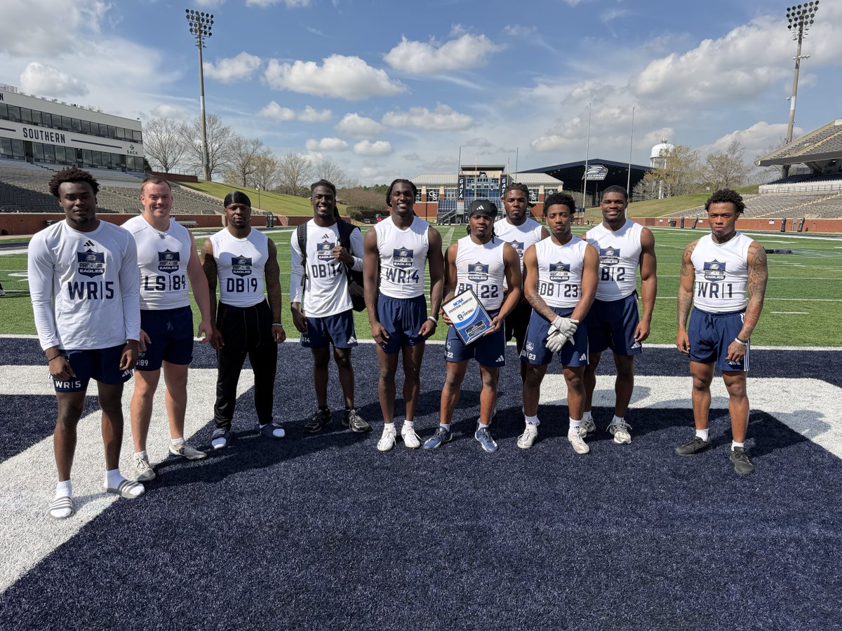 Clay Helton tweet media