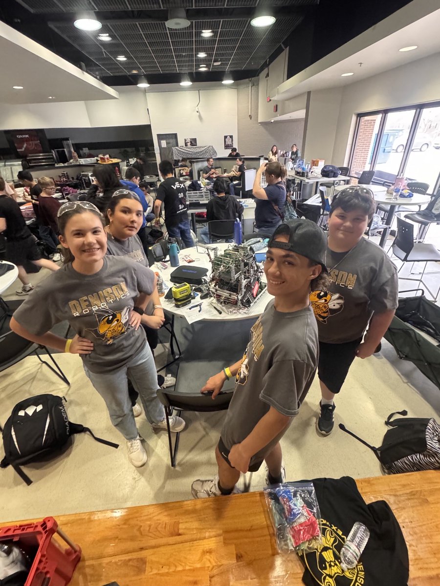 Henry Scott Middle School tweet media