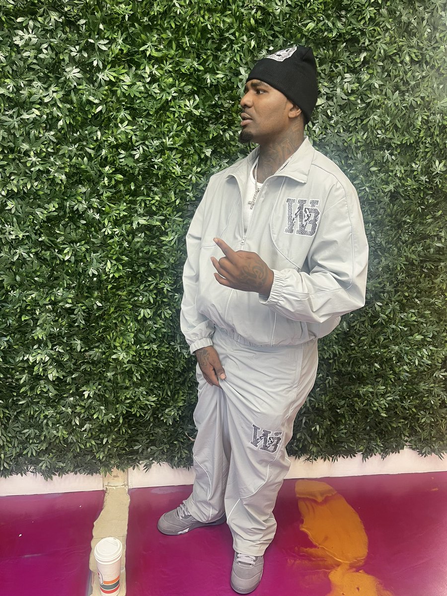 NellyP🦅🐍👿 tweet media