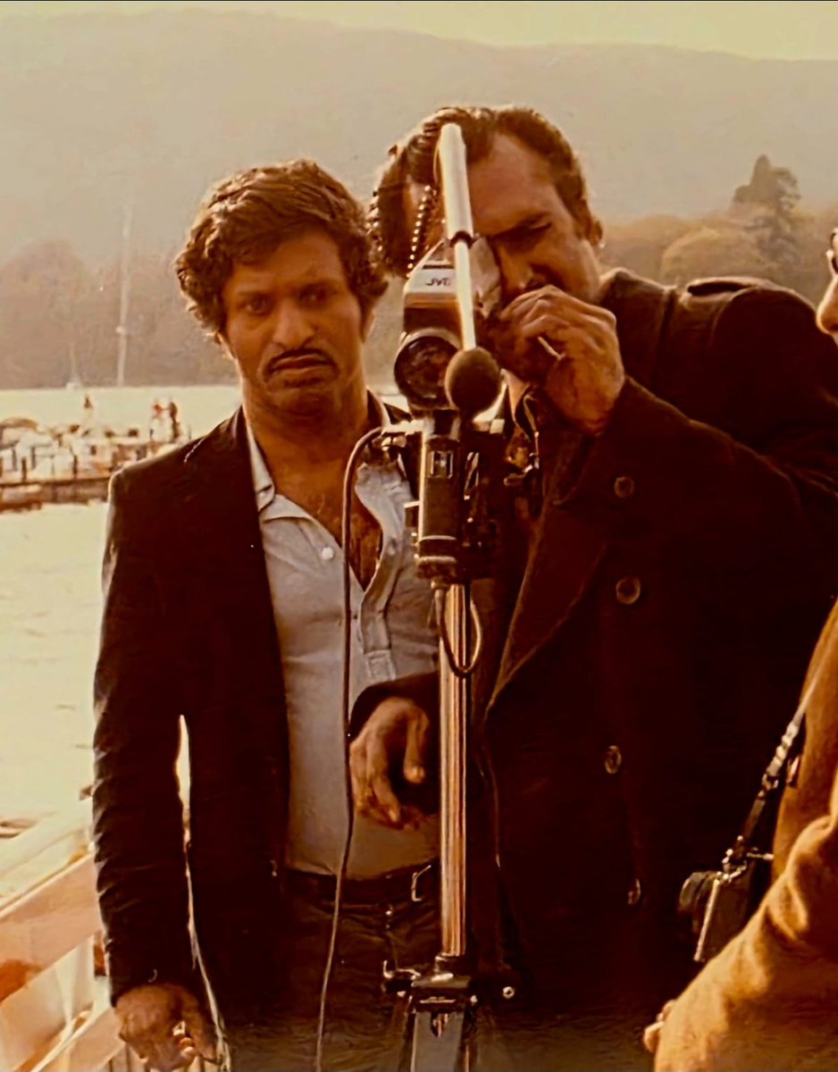 Sen Monro tweet media