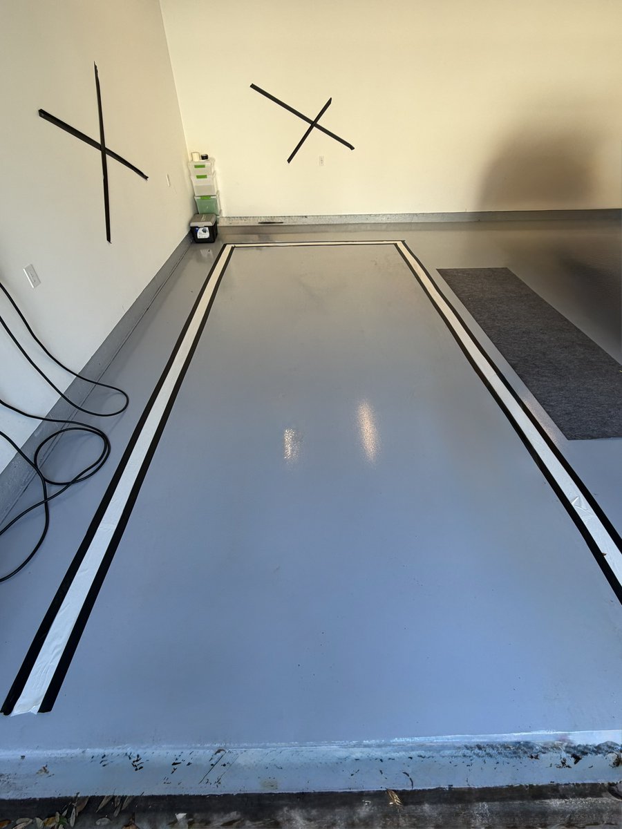 TeslaFamily tweet media